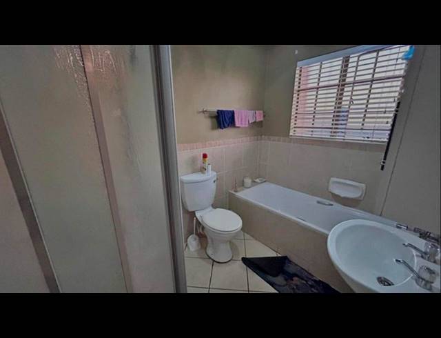 3 BEDROOM APARTMENT FOR SALE IN EQUESTRIA